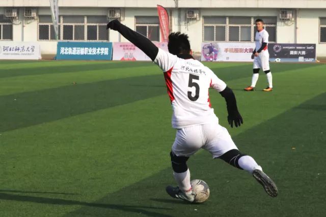 东决G4-凯尔特人险胜步行者 4-0横扫进总决赛